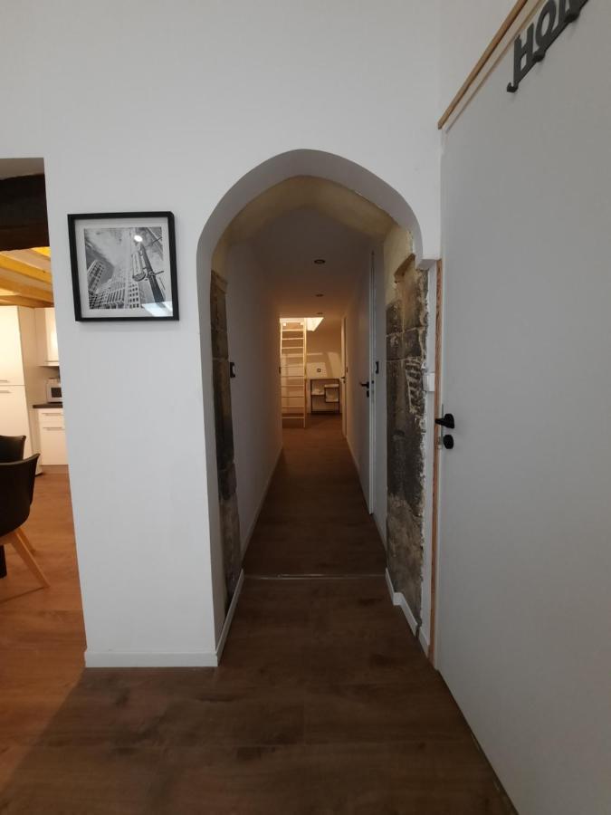 Les Charmes De Trevoux Aparthotel Buitenkant foto